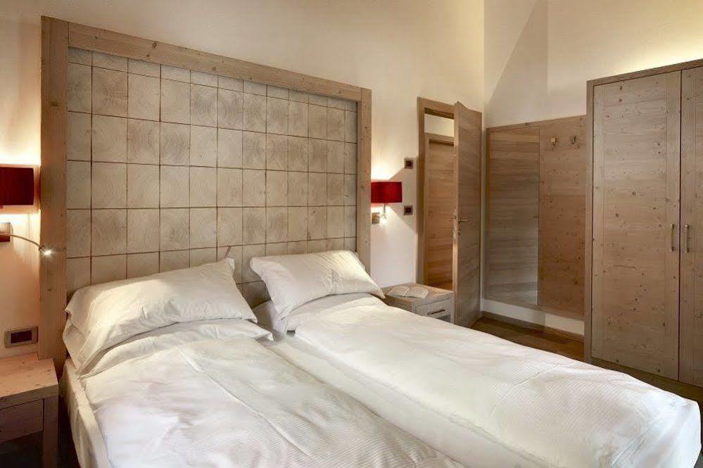 Color Home Suite Apartments Predazzo Exterior foto